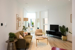 The Tottenham Place - Stylish 1BDR Flat with Balcony